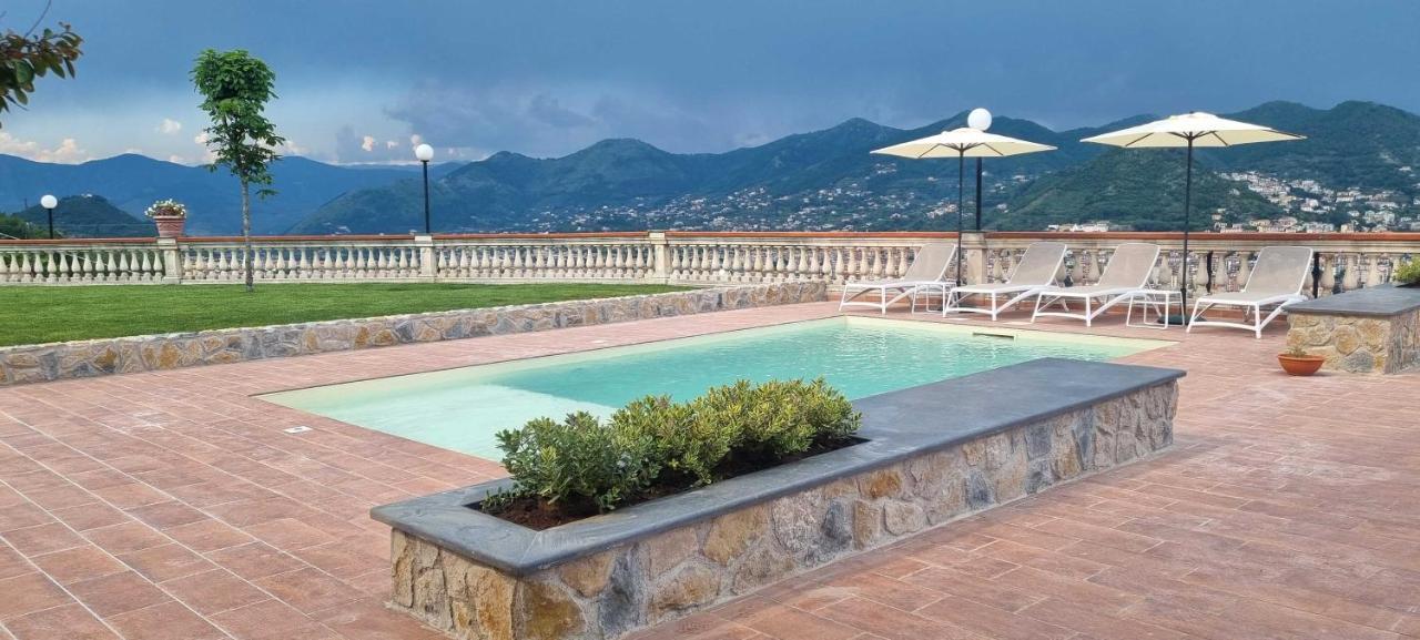 Cava deʼ Tirreni Villa Marina المظهر الخارجي الصورة